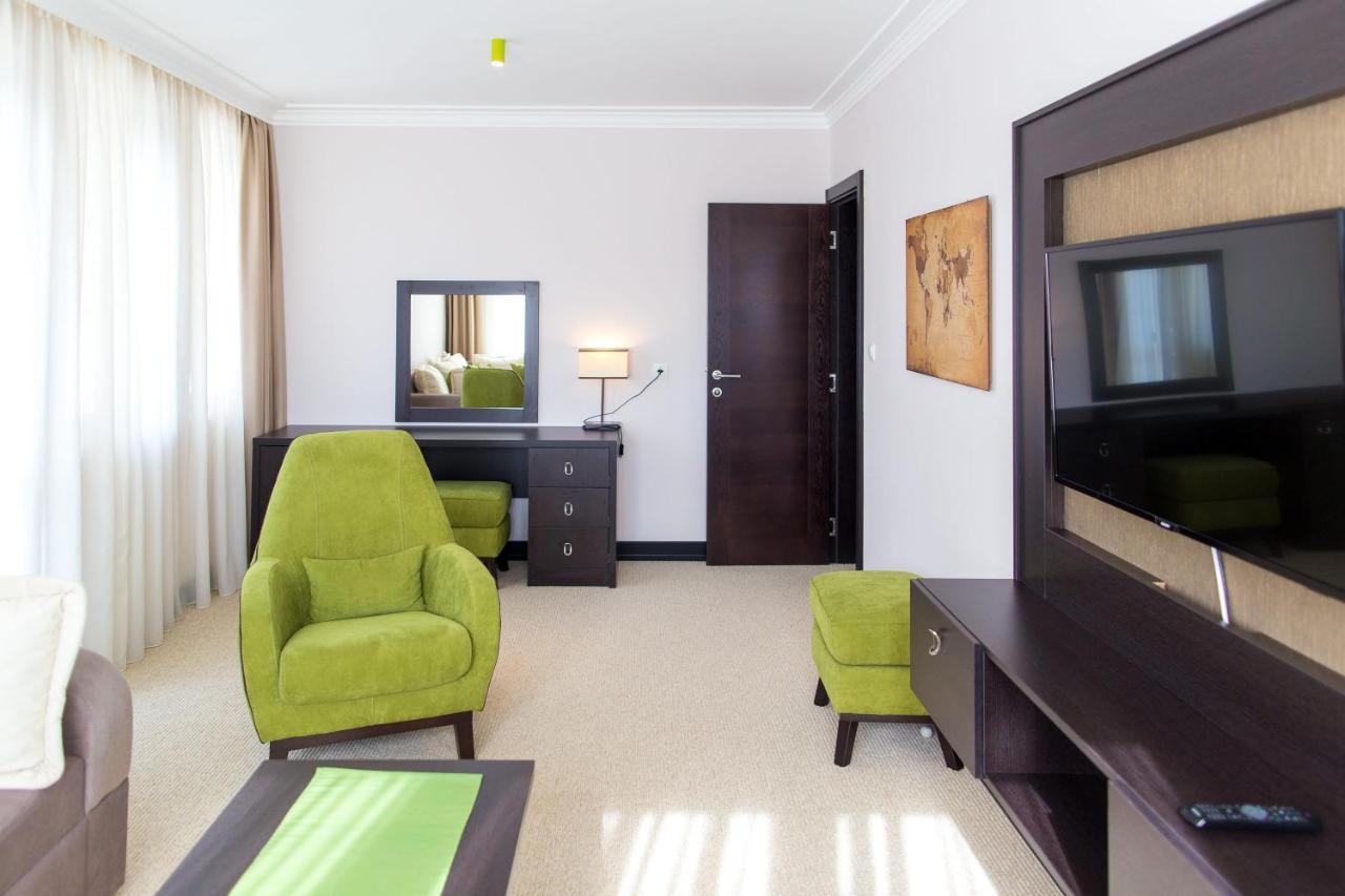 Swiss Holiday Budva Exterior photo