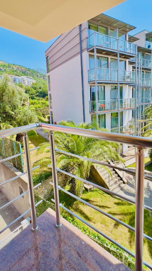 Swiss Holiday Budva Exterior photo