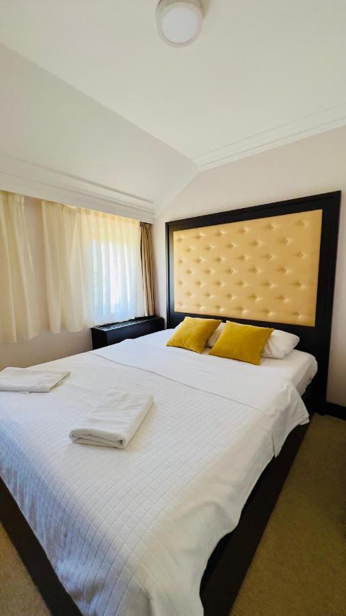 Swiss Holiday Budva Exterior photo